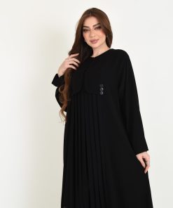 Alternative view of عباية ملكي مغلقة مع كسرات طولية