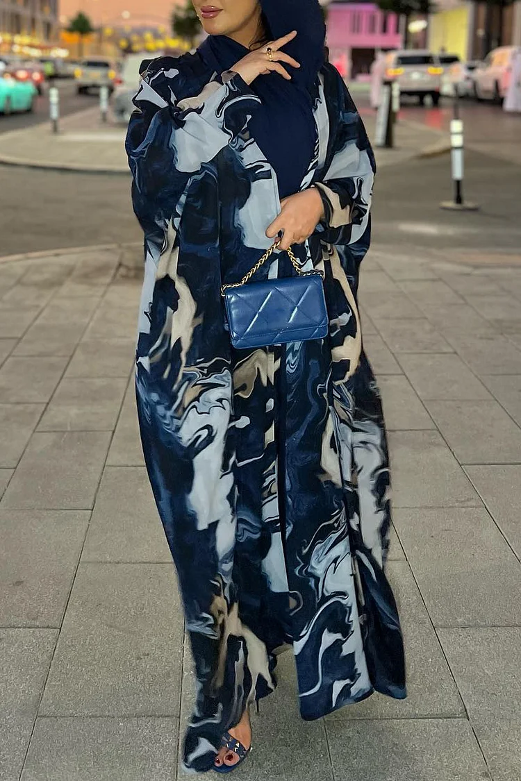 فيفيتش - طقم مكون من ثلاث قطع متناسقة: كارديجان طويل بطبعة تجريدية، فستان ماكسي برقبة دائرية وياقة دائرية