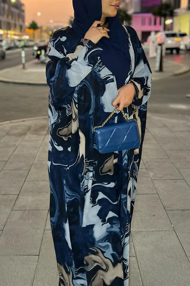 فيفيتش - طقم مكون من ثلاث قطع متناسقة: كارديجان طويل بطبعة تجريدية، فستان ماكسي برقبة دائرية وياقة دائرية - الصورة 4