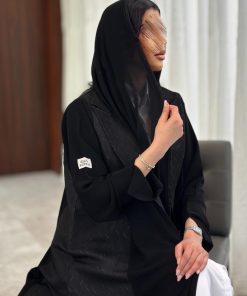 Alternative view of عبايات خمرة - عباية كريب مع تدخيله جاكار هندي نقش