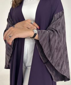 عبايات خمرة - كريب صيفي واكمام كلوش جاكار ياباني