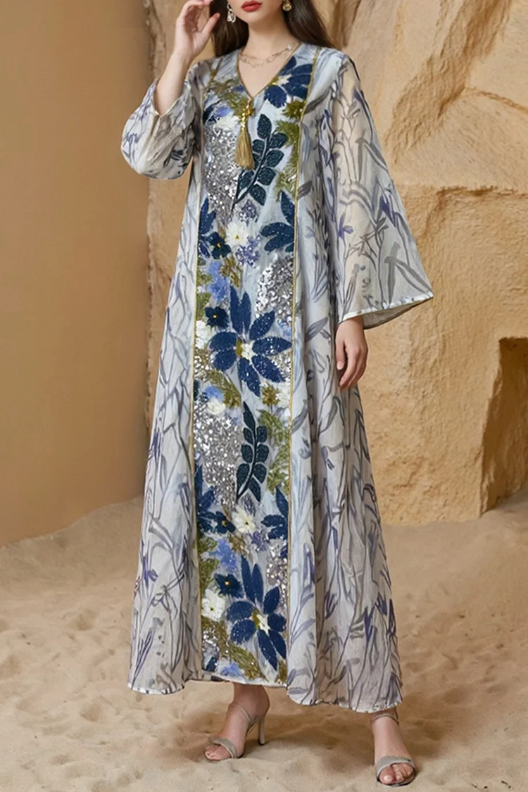 فيفيتش - فستان ماكسي أبيض مطبوع بالكامل، بياقة على شكل حرف V وأكمام طويلة مزين بالترتر - Image 3