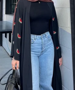 Alternative view of فيفيتش - كارديجان طويل مفتوح من الأمام بتصميم بطيخ مرصع بأحجار الراين للعباية