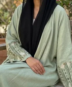 فيفيتش - عباية طويلة بأكمام طويلة وأساور مطرزة بالزهور - أخضر