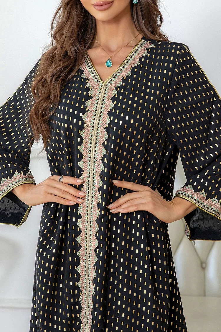 فيفيتش - فستان ماكسي أسود بياقة على شكل حرف V وأكمام طويلة بنقشة برونزية مرقعة - - الصورة 6