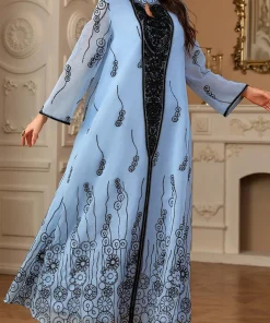 Alternative view of فيفيتش - فساتين ماكسي قفطان مزينة بتطريزات زهور وياقة عالية - أزرق