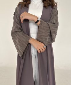 عبايات خمرة - كريب صيفي واكمام جاكار ياباني