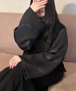 عبايات بيست - عبايه بتدخيله جميلة على االاكمام-R020