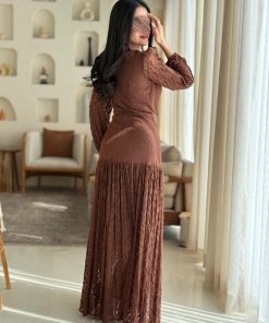 Alternative view of أوبرا فاشن - فستان دانتيل طويل بأكمام شفافة بلون بني