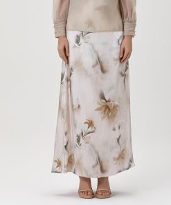 افورا  - تنورة بطبعة مميزة