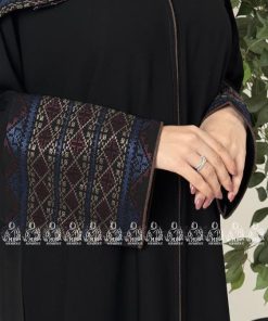 الفيروز  - عباية ريحان بتطريز السدو