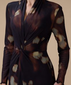 Alternative view of اكتان - فستان طويل بني بقصة ملتفة وأكمام طويلة