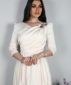 تريجر آيلاند - فستان ناعم طويل ستان كسرات بأكمام طويله