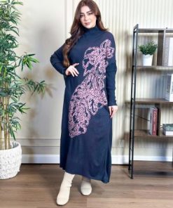 أوبرا فاشن - فستان شتوي هاي نك بطبعات وردية