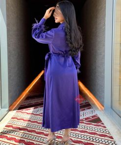 Alternative view of بينوش  - فستان ميدي ناعم ستايل لف و اكمام طويلة مزينة بالريش