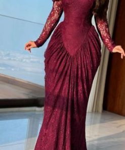 أوبرا فاشن - فستان سهرة برغندي أوف شولدر بتفاصيل دانتيل فاخرة