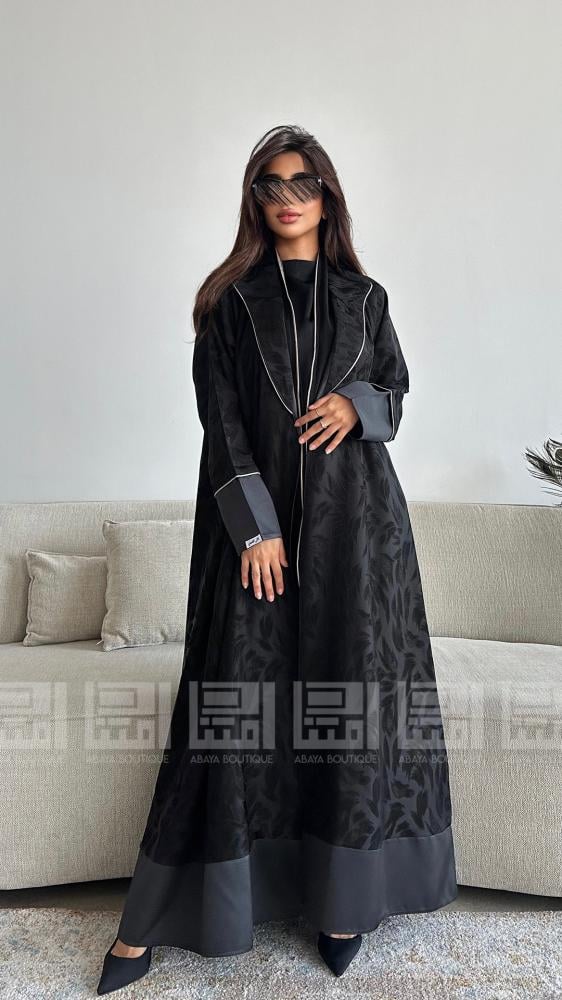 دار امتنان - عباية سوداء جاكار ربع كلوش بميكادو بارد ومبطنة بالحرير- 1477 - Image 5