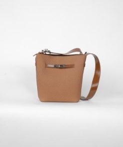 أوبرا فاشن - شنطة كروس نسائية أنيقة بتصميم عصري وحجم مثالي