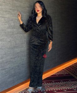 بينوش - فستان قطيفة ناعمة بتمويجة اللون ذهبي