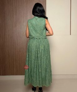 Alternative view of فستان تنوره وبلوزه كت راقي بتطريز ورود أنثوي