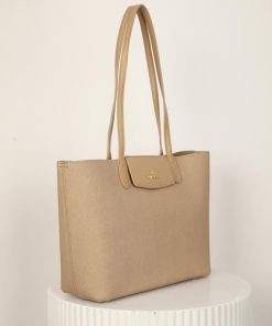 Alternative view of أوبرا فاشن - شنطة نسائية ماركة كريسبلا بتصميم عملي أنيق لون بيج