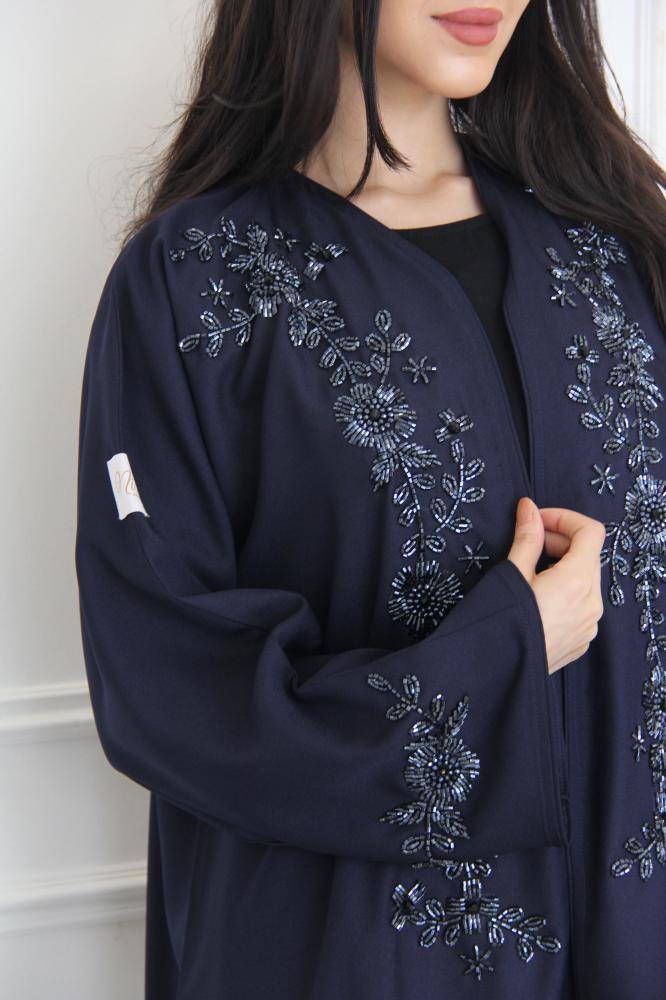 عباية بقماش سراميك كحلي مع شك انيق