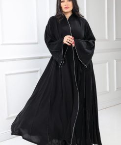 عبايات روزا - عباية دبل كلوش منسوجة من قماش الكريب الطايح مع طرحتها