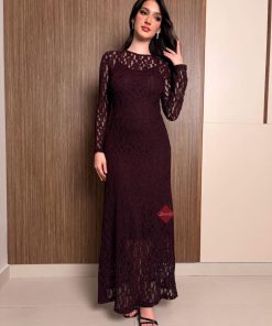 بينوش - فستان ناعم من الدانتيل الراقي باكمام طويلة