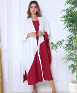 Alternative view of أوبرا فاشن - طقم مناسب للسفر مكون من قطعتين لونين احمر وابيض