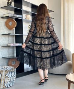 Alternative view of أوبرا فاشن - فستان ميدي اسود دانتيل وبطانه استرتش اكمام طويله وشفافة