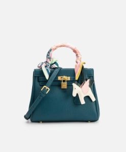 الفي - شنطة نسائية من الجلد بلون أزرق