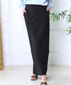 أوبرا فاشن - تنورة مدرسي قماش كريب لون اسود