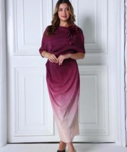 أوبرا فاشن - فستان قماش لامية بيليسية بالوان متدرجة وكتف مكشوف