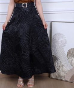 أوبرا فاشن - تنوره اسود مخطط قماش جوبير لمعة