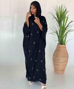 Alternative view of عزة المتميزة - بشت الورود الصغيرة