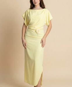 اكتان - فستان ماكسي بكتف مزين بورد لون اصفر
