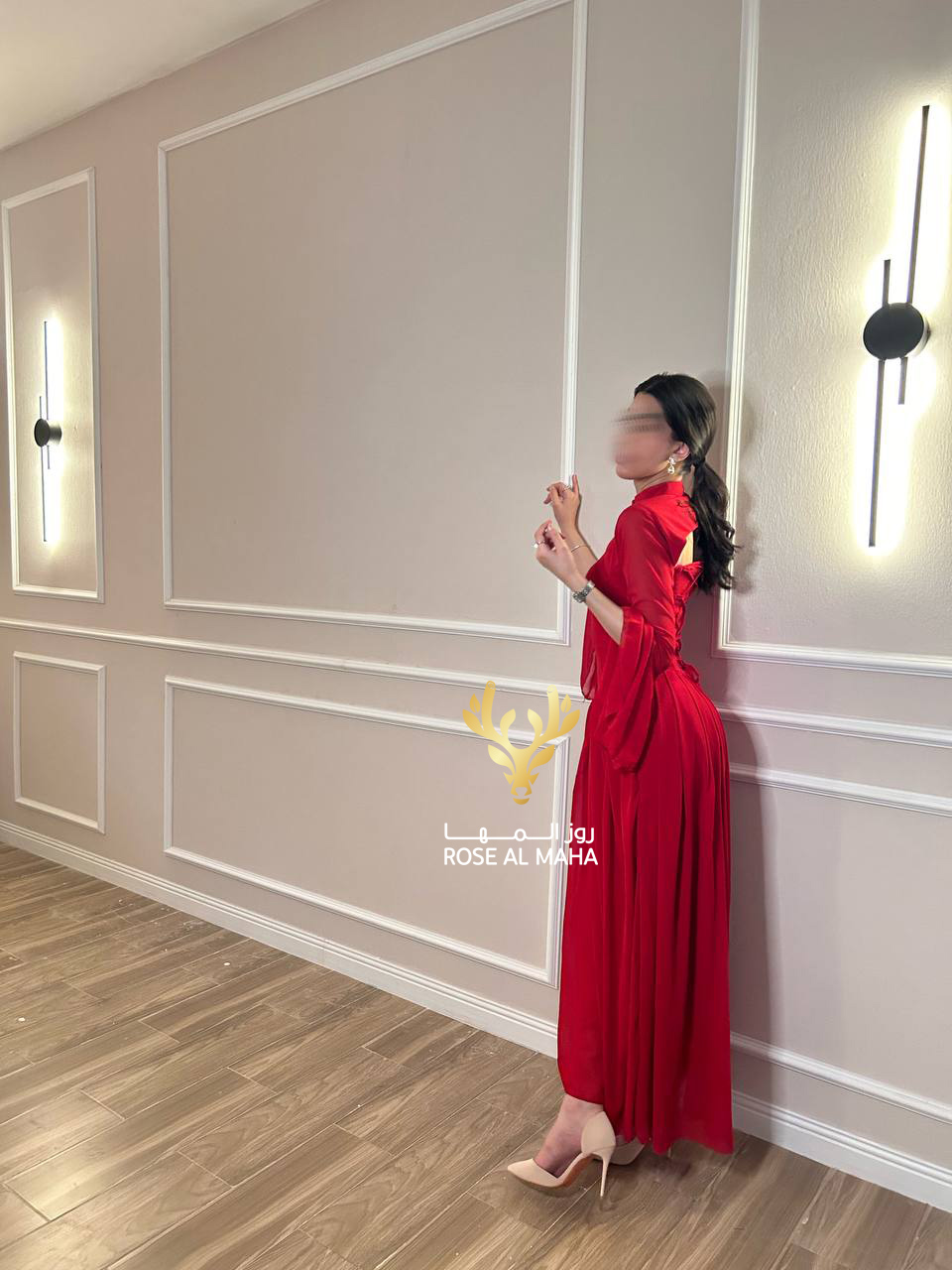 روز المها - فستان شيفون أحمر بقطعتين وأكمام واسعه - Image 2