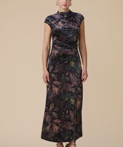 Alternative view of اكتان - فستان مخمل مشجر بأكمام قصيرة