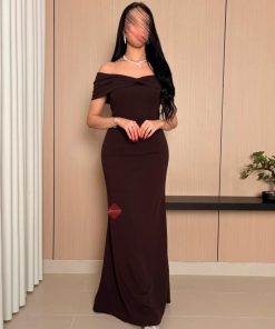 Alternative view of بينوش  - فستان سهرة مزين من الصدر بحركة مميزة و خامة الكريب الفاخر