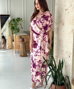 Alternative view of أوبرا فاشن - فستان لف قماش ستان حرير مزين بربطه في الخصر