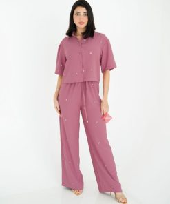 Alternative view of طقم بلوزة و بنطلون بخامة الكريب و مزين بالكريستال الراقي