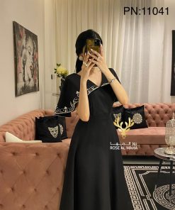 روز المها - فستان أسود باربي طويل