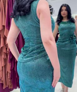 Alternative view of أوبرا فاشن - فستان تيفاني ناعم بدون أكمام مزين بوردة على الخصر