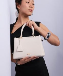 الفي - شنط نسائية لكل يوم بلون أبيض