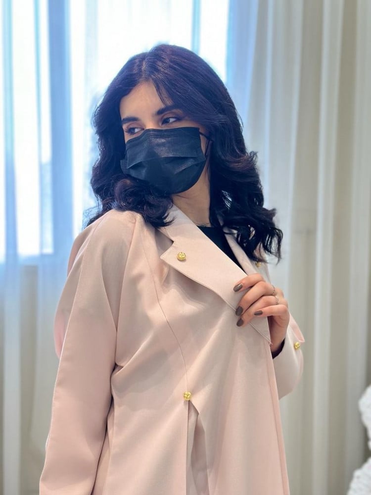 مارينا للعبايات - عباية كريب كتان لون وردي فاتح - Image 3