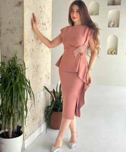 Alternative view of أوبرا فاشن - فستان قماش طبي مزين بورده