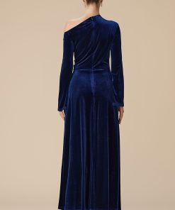 Alternative view of اكتان - فستان سهرة كحلي طويل أوف شولدر