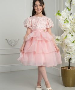 لورا فاشن - فستان أطفال وردي بطبقات ناعمة وتصميم أنثوي