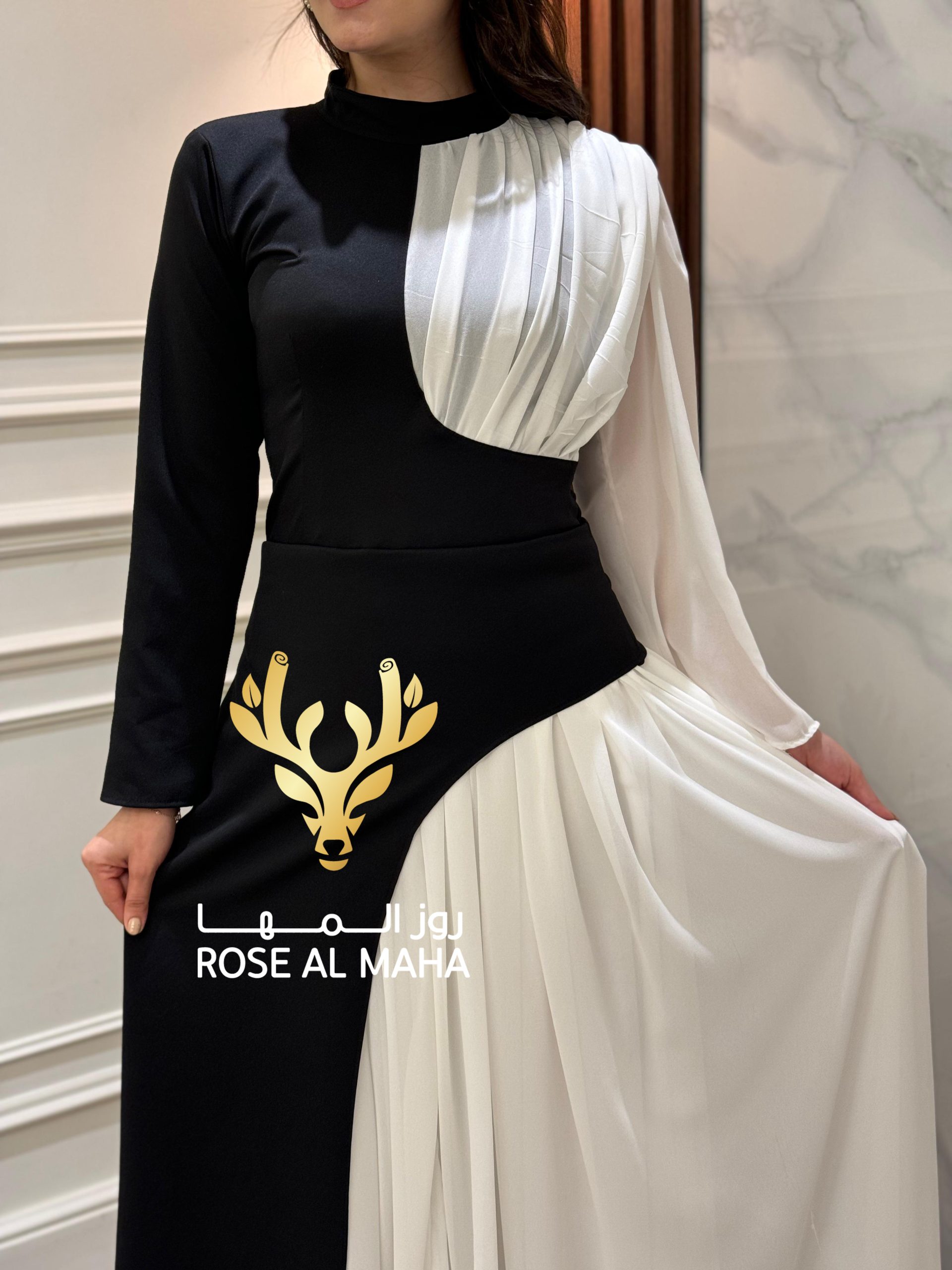 روز المها - فستان ابيض واسود بأكمام طويلة - Image 2