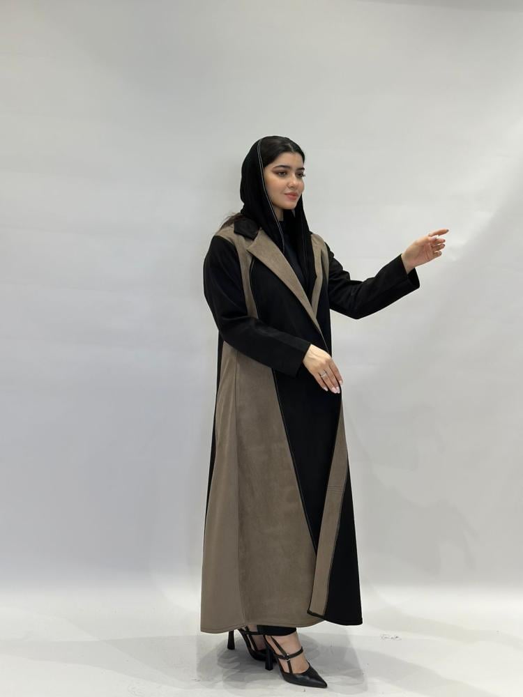 مارينا للعبايات - عباية نغم امام والخلف اسود - Image 2